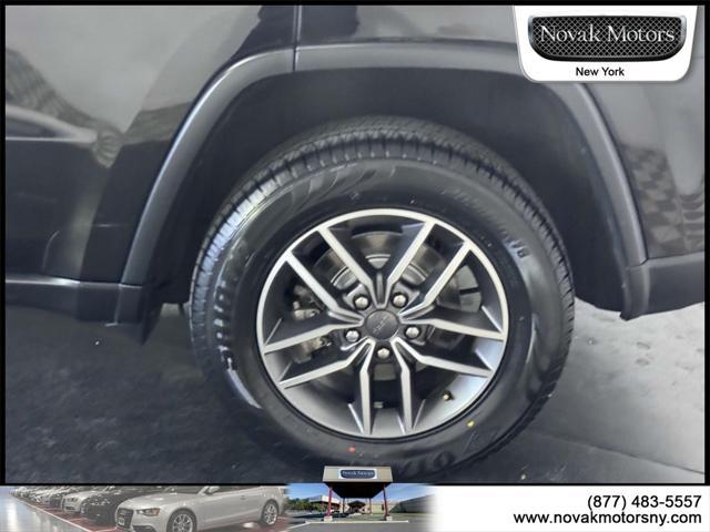 used 2021 Jeep Grand Cherokee car, priced at $30,295