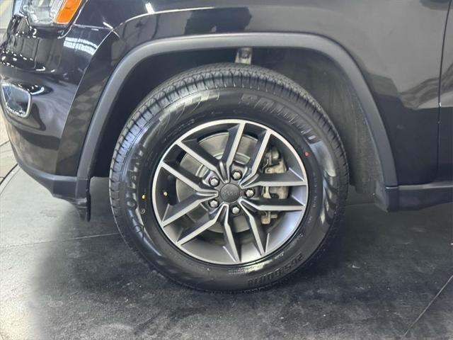 used 2021 Jeep Grand Cherokee car, priced at $30,595