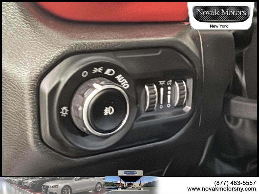 used 2022 Jeep Wrangler Unlimited car, priced at $40,890