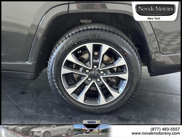 used 2022 Jeep Grand Cherokee L car, priced at $40,595
