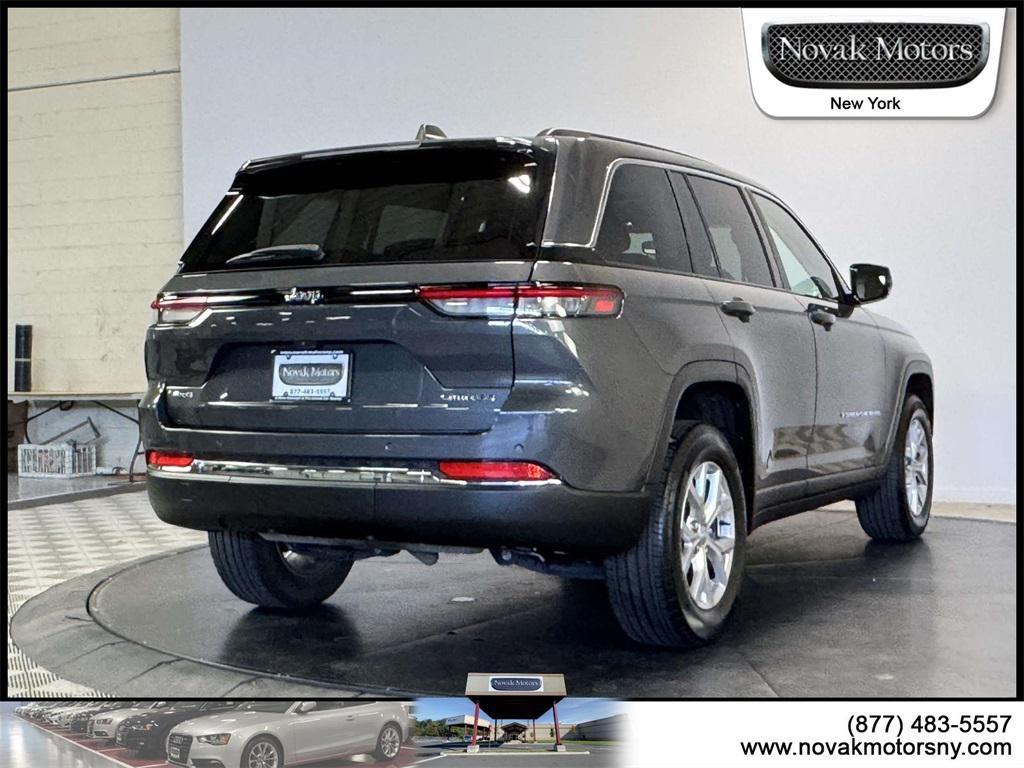 used 2022 Jeep Grand Cherokee car, priced at $33,989