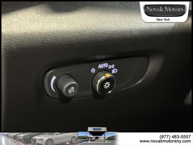 used 2023 Chevrolet Traverse car, priced at $36,895