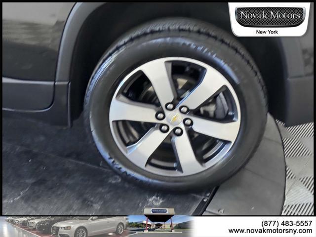 used 2023 Chevrolet Traverse car, priced at $36,895