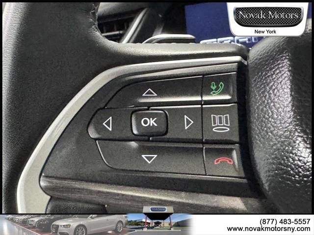 used 2022 Jeep Grand Cherokee car, priced at $36,990