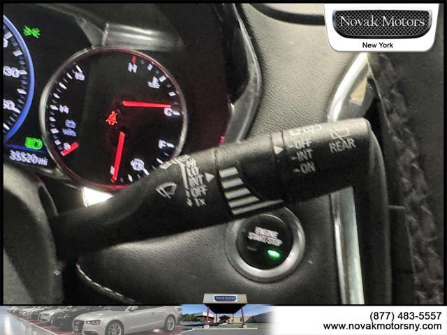 used 2023 Chevrolet Traverse car, priced at $41,895