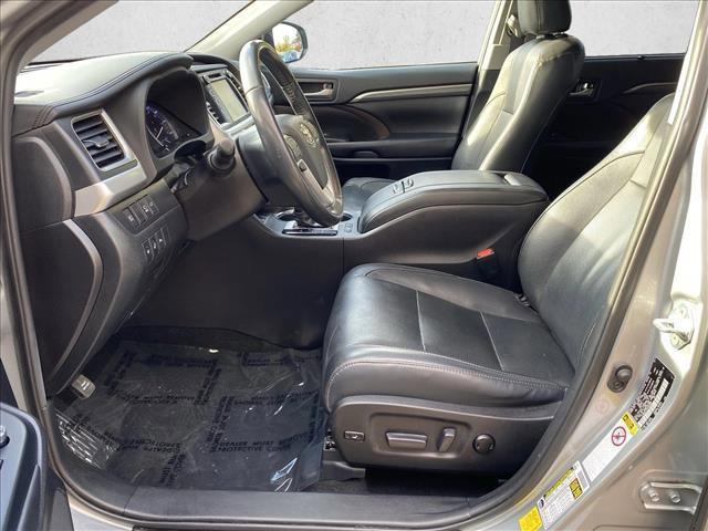 used 2019 Toyota Highlander Hybrid car, priced at $25,998