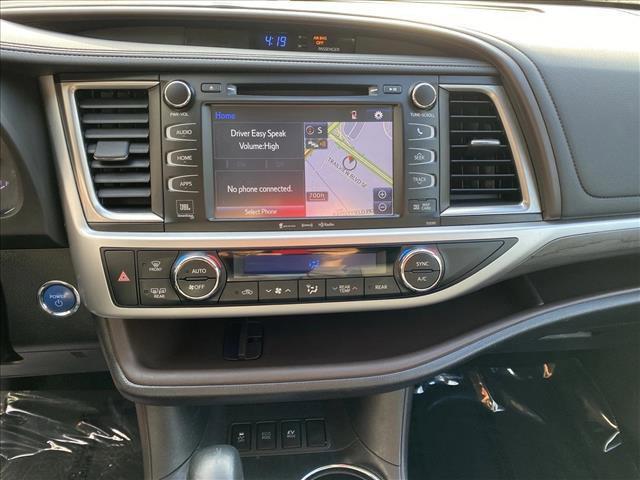 used 2019 Toyota Highlander Hybrid car, priced at $25,998
