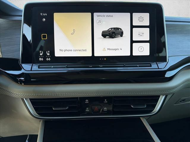 used 2024 Volkswagen Atlas car, priced at $36,498