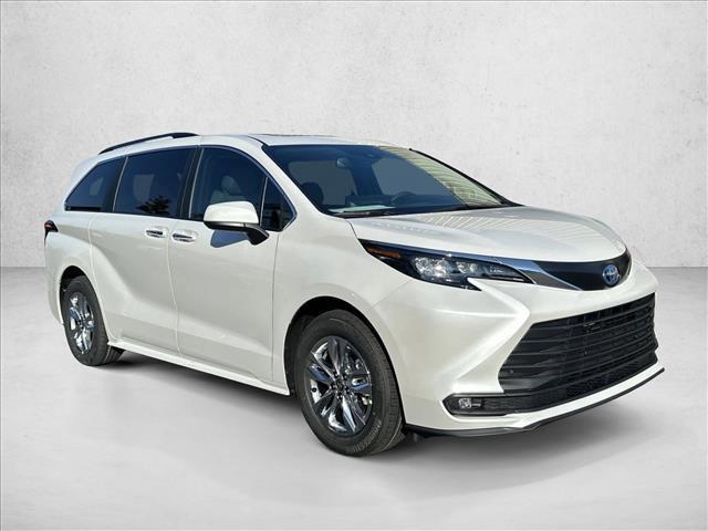 new 2025 Toyota Sienna car, priced at $47,190