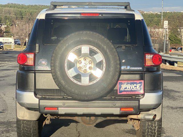 used 2007 Toyota FJ Cruiser car, priced at $13,647