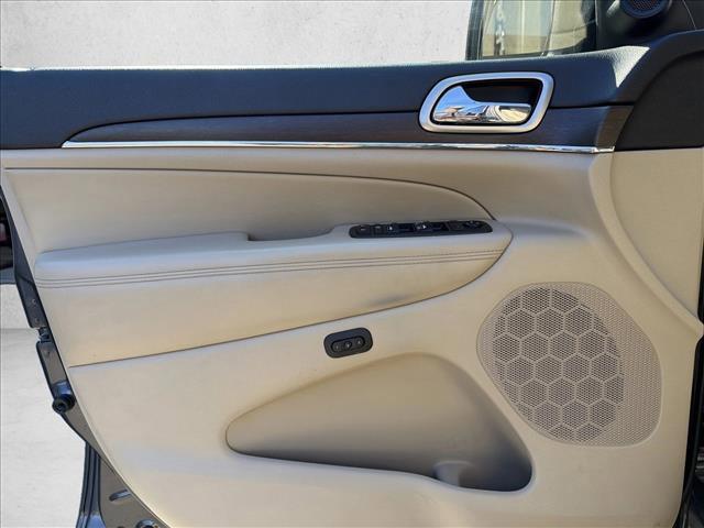 used 2017 Jeep Grand Cherokee car, priced at $13,498