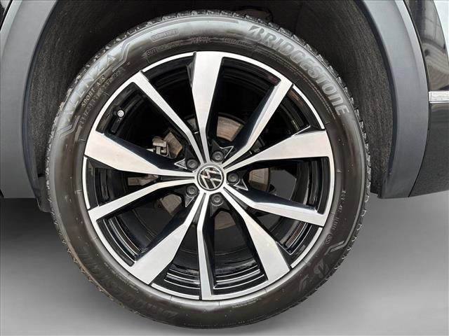 used 2024 Volkswagen Atlas car, priced at $37,658
