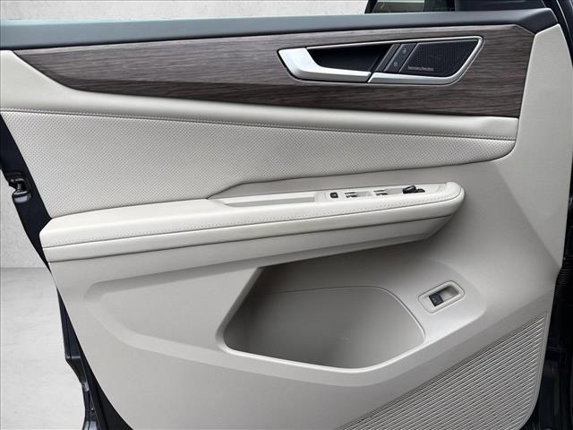 used 2024 Volkswagen Atlas car, priced at $37,658