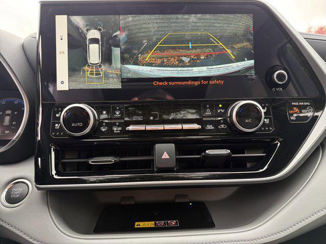 new 2026 Toyota Highlander car, priced at $52,990