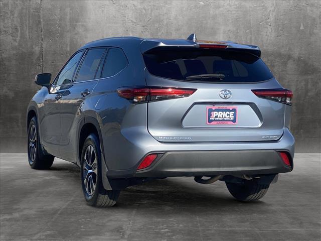 used 2020 Toyota Highlander car, priced at $26,298