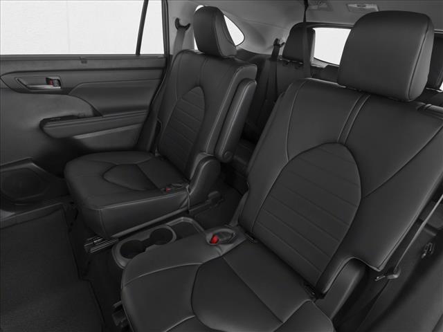 new 2025 Toyota Highlander car, priced at $47,678