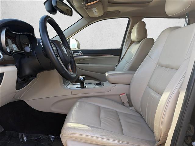 used 2015 Jeep Grand Cherokee car, priced at $14,495