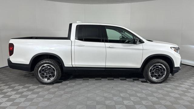 new 2024 Honda Ridgeline car, priced at $43,500