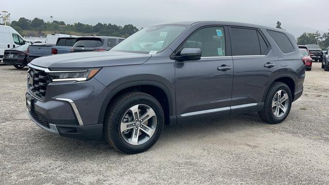 new 2025 Honda Pilot car, priced at $44,595