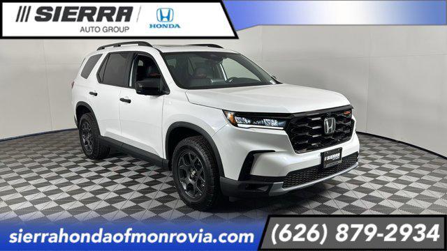 new 2025 Honda Pilot car, priced at $51,250