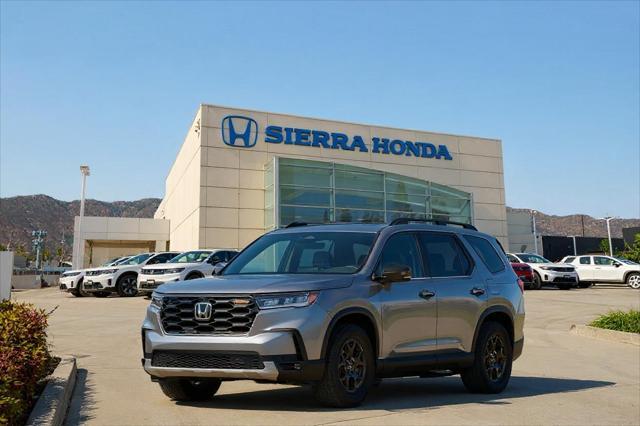 new 2025 Honda Pilot car, priced at $51,305