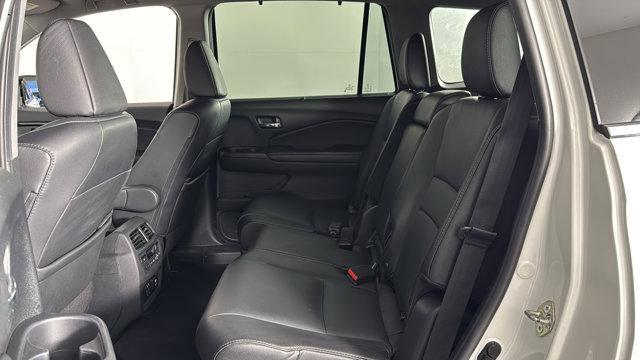 used 2021 Honda Pilot car, priced at $29,888