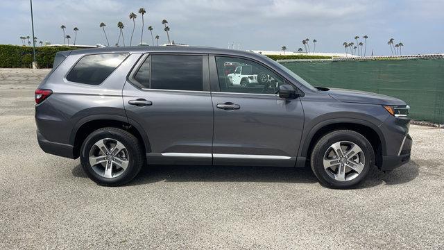 new 2025 Honda Pilot car, priced at $47,425