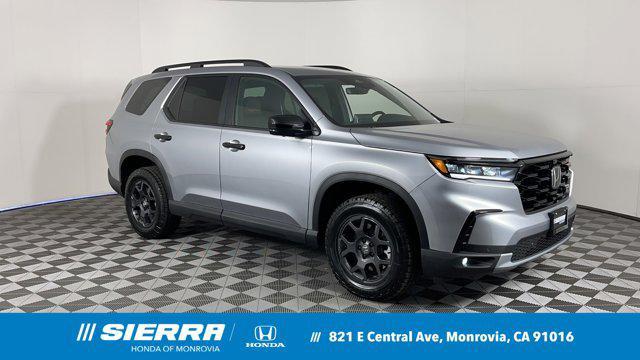 new 2025 Honda Pilot car, priced at $50,850