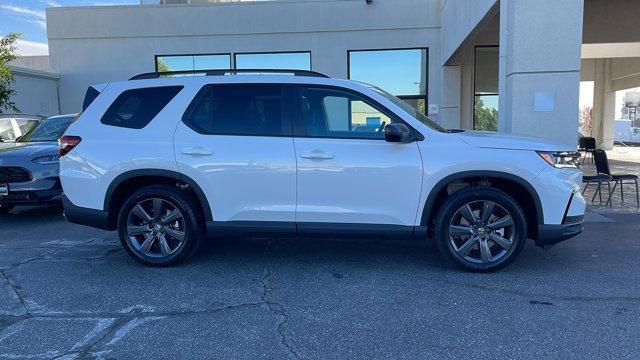 new 2025 Honda Pilot car, priced at $44,150