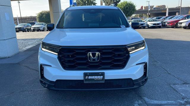 new 2025 Honda Pilot car, priced at $44,150