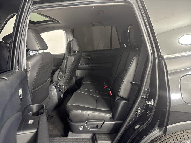 used 2022 Honda Pilot car, priced at $35,775