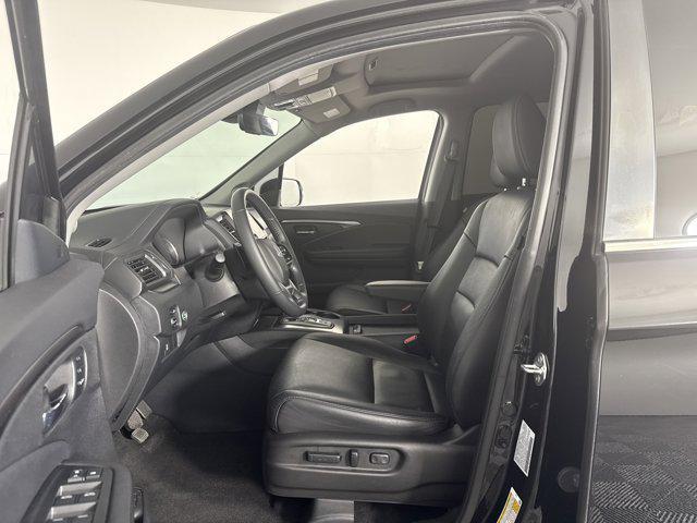 used 2022 Honda Pilot car, priced at $35,775