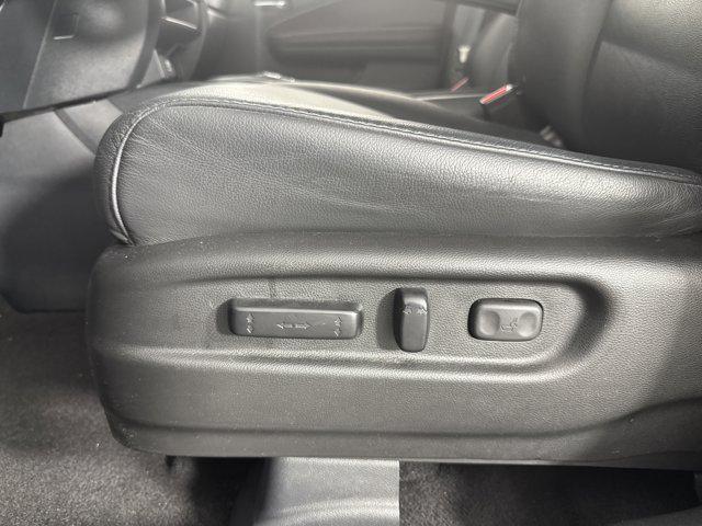 used 2022 Honda Pilot car, priced at $35,775