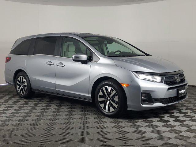 new 2026 Honda Odyssey car, priced at $44,290