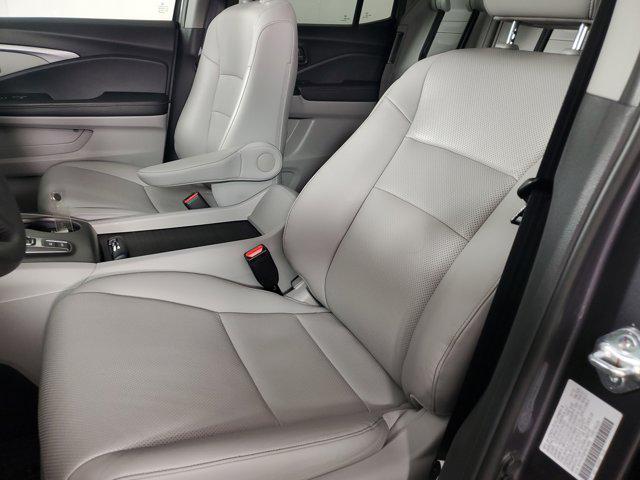 used 2023 Honda Ridgeline car, priced at $32,900