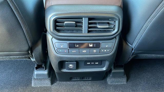 new 2025 Honda Pilot car, priced at $54,985