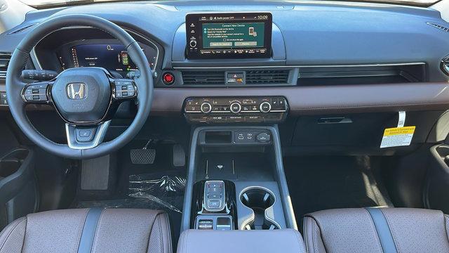 new 2025 Honda Pilot car, priced at $54,985