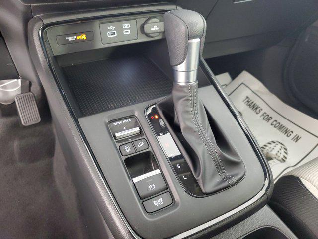 used 2025 Honda CR-V car, priced at $30,895