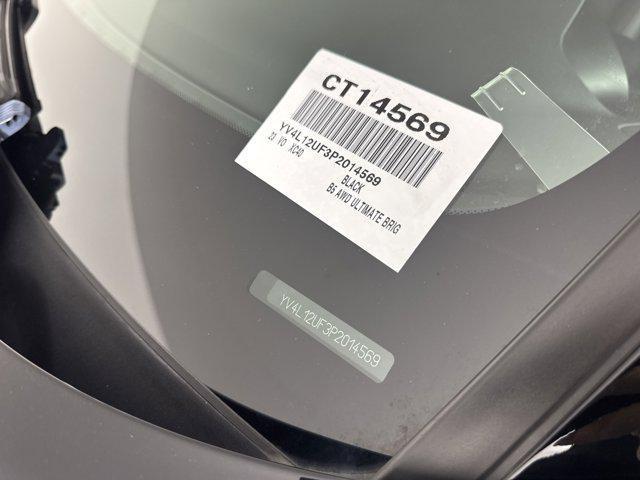 used 2023 Volvo XC40 car, priced at $28,995