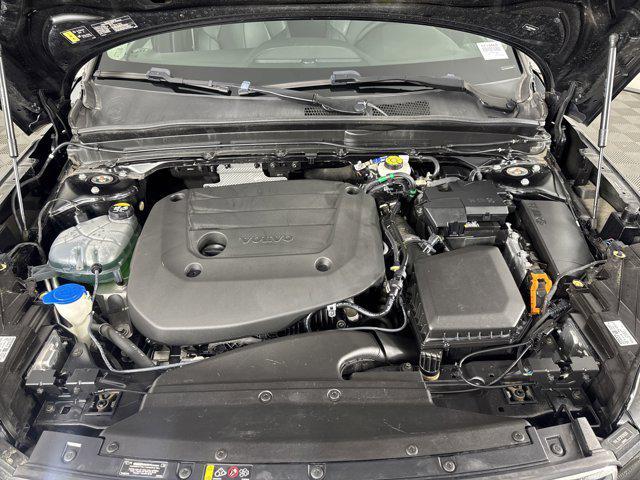 used 2023 Volvo XC40 car, priced at $28,995