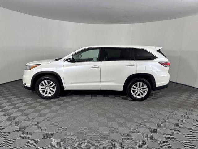 used 2015 Toyota Highlander car, priced at $18,981
