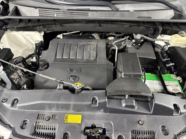 used 2015 Toyota Highlander car, priced at $18,981