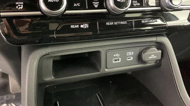 new 2025 Honda Pilot car, priced at $56,075