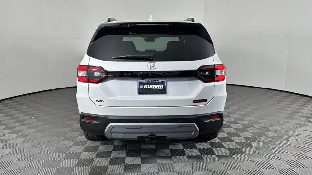 new 2025 Honda Pilot car, priced at $51,350