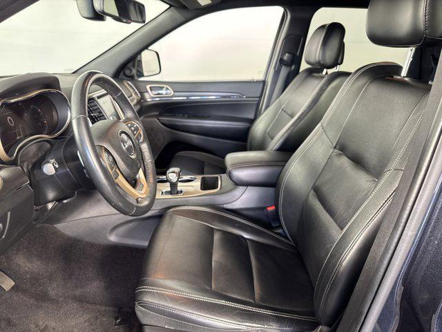 used 2015 Jeep Grand Cherokee car, priced at $14,281