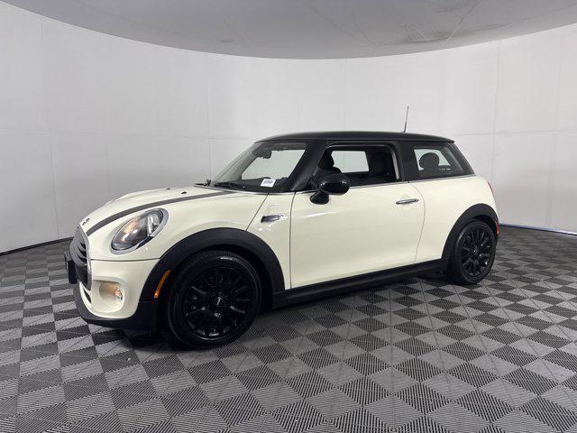 used 2019 MINI Hardtop car, priced at $18,481