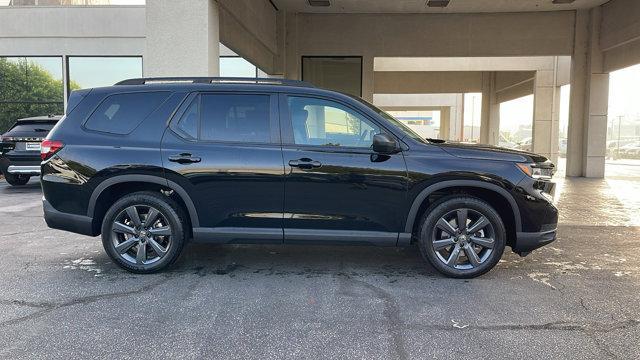 new 2025 Honda Pilot car, priced at $43,795