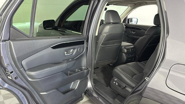 used 2025 Honda Pilot car, priced at $47,888