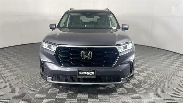 new 2025 Honda Pilot car, priced at $54,530