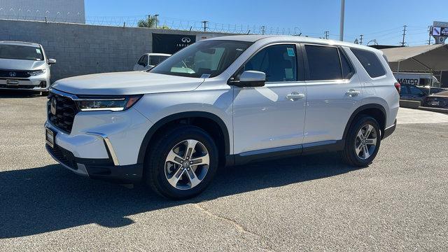 new 2025 Honda Pilot car, priced at $47,505